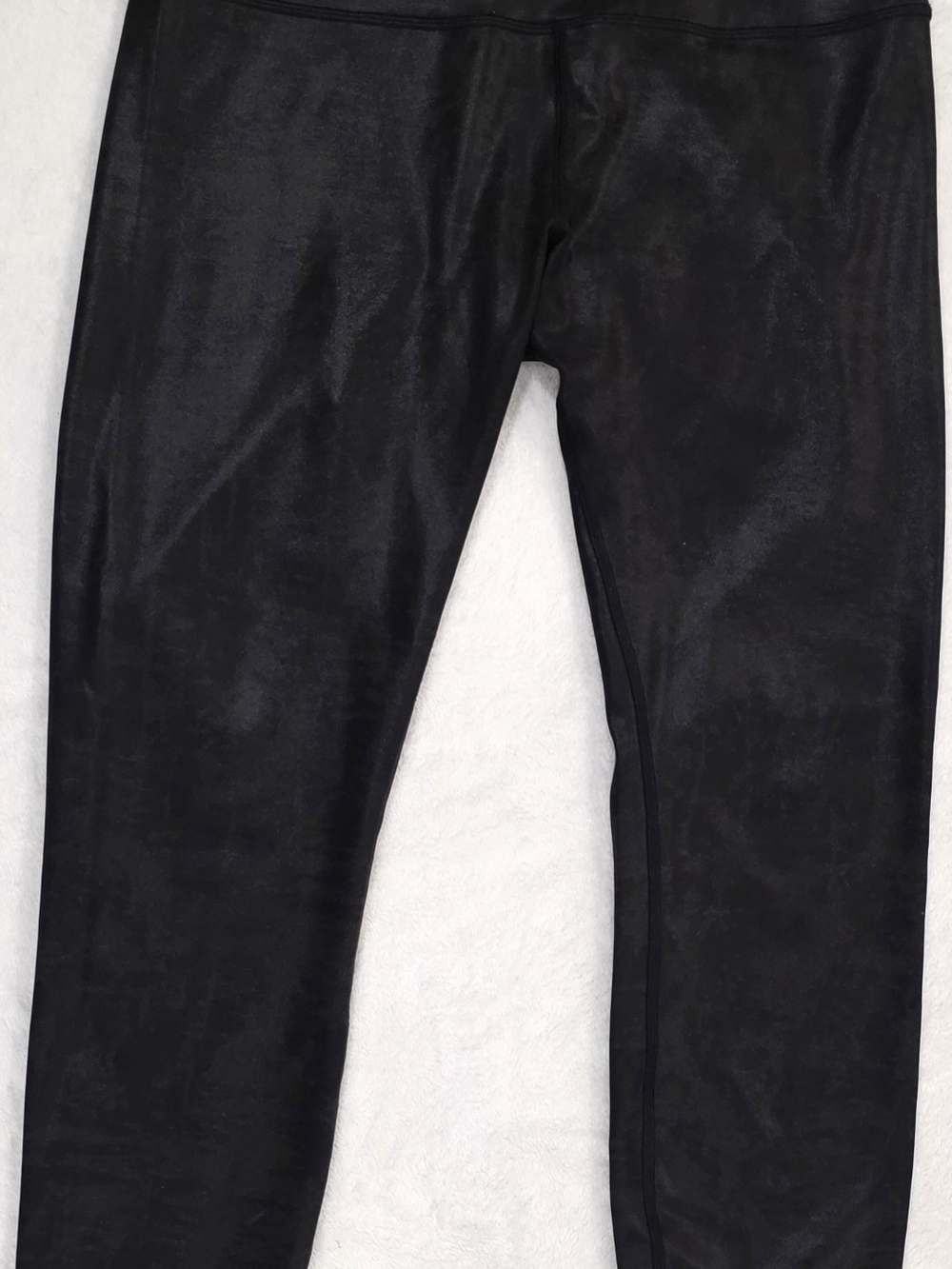 Lululemon Wunder Train 25" Matte Foil Leggings Size 10 Black NWOT